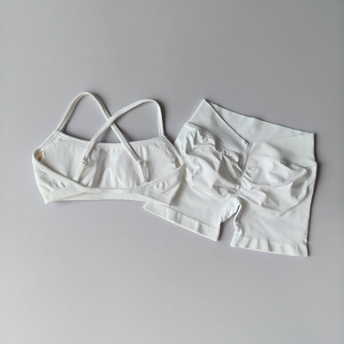 Back V Waist Breathable Solid Plus Size Sports Set High Elastic Hip Lift Seamless Bra Shorts