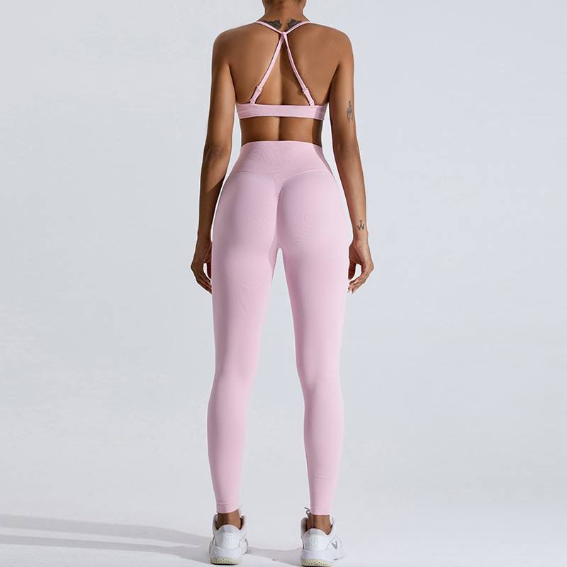 Women's Plus Size Solid Peach Seamless Yoga Set with Convertible Straps