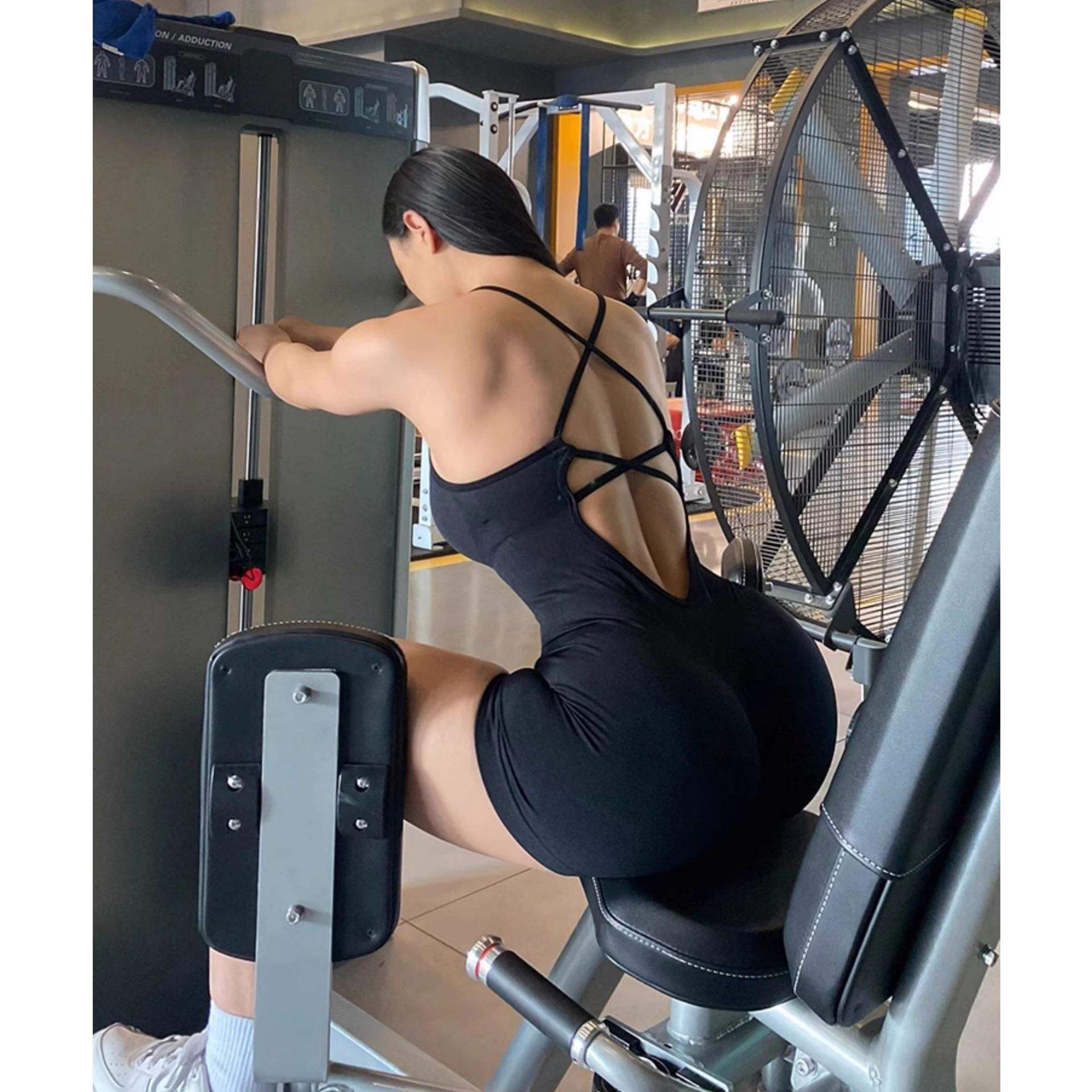 Peach Hip Backless Fitness Jumpsuit with Spaghetti Straps
